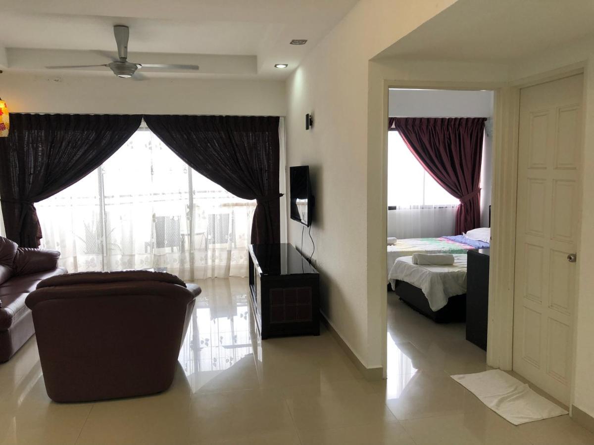 Beach Resort Home Stay Sri Sayang 05 Apartment Batu Ferringhi 2Bedroom Exterior photo
